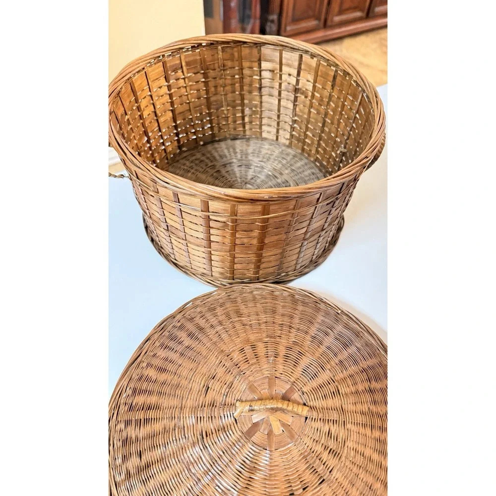 Vintage Woven Wicker Basket With Lid Handles‎ Storage Picnic Farmhouse